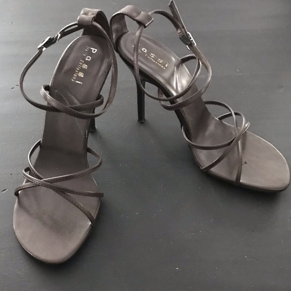 $89 Passi Italia Collezione Brown Sexy Stilettos